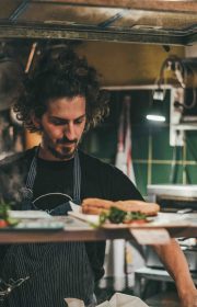 אוכל בפאב הברךSMALL